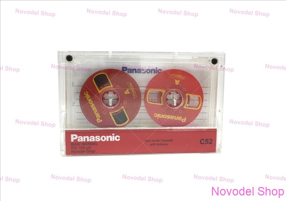 Аудиокассета "Panasonic" c красными боббинками